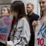 Брянцы поздравили коллег со Штаба общественной поддержки Республики Крым с праздником - Газета Восход