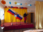 "Честь и слава защитникам!»