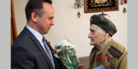 В Брянске поздравили ветерана ВОВ Палину Сергееву с 80-летием Победы - Газета Восход