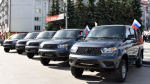 В Брянске пограничникам вручили ключи от десяти автомобилей