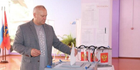 Председатель Брянской областной Думы Валентин Суббот оставил свой голос на выборах - Газета Восход